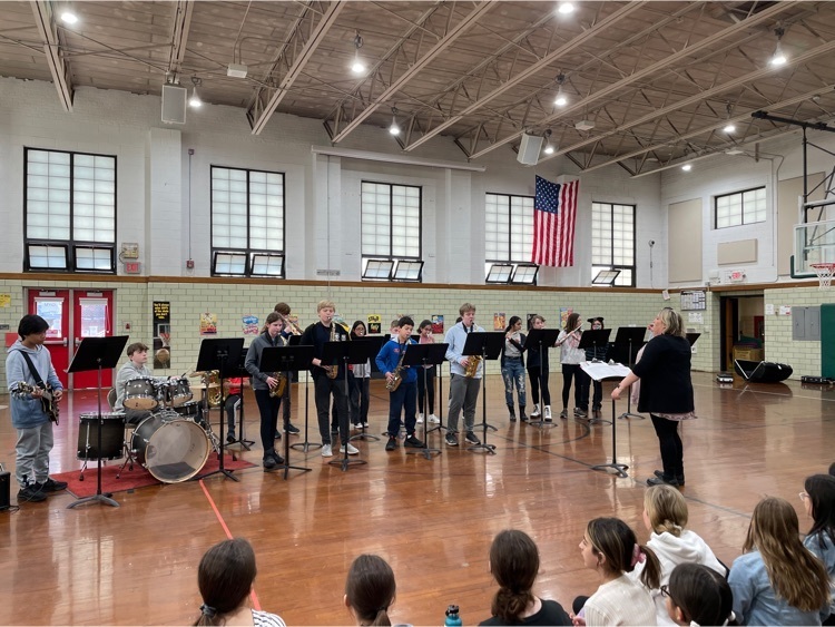 jazz band performs