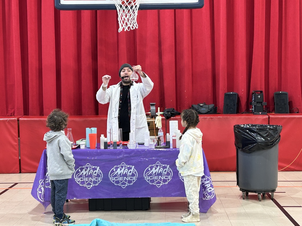 The Mad Scientist visit provided Kindergarten and first grade an understanding of chemical reactions! #JustFocusonGrowing